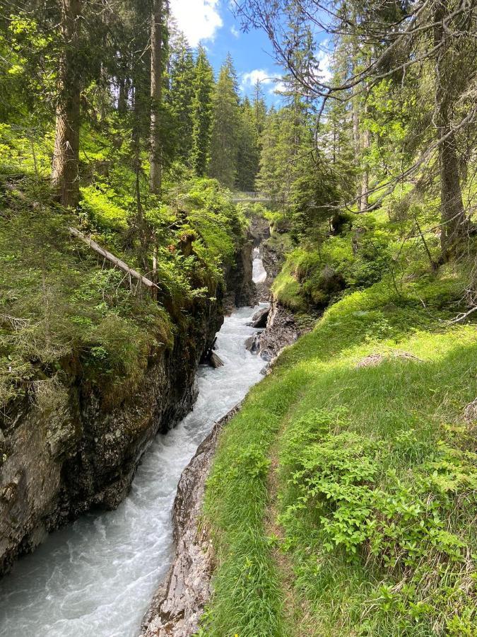 Dachwohnung In Der Mitte Von Laax-Dorf Eksteriør bilde
